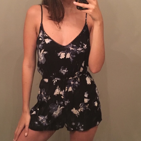 Kendall & Kylie Other - FLORAL PACSUN - KENDALL AND KYLIE ROMPER